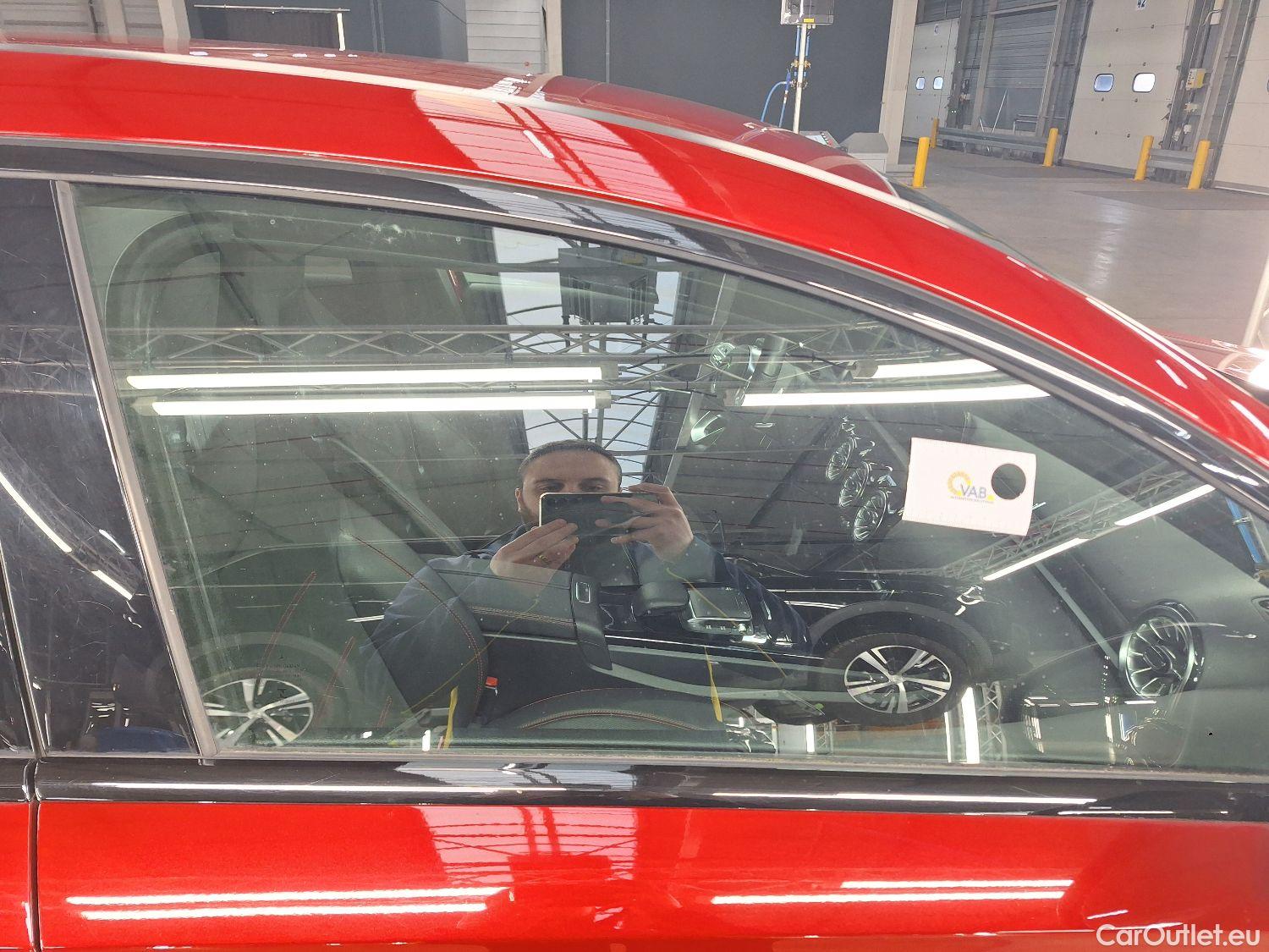  Mercedes  A-Klasse Mercedes, A-Class '18 PHEV, Mercedes-Benz  A 250 e 5d #3