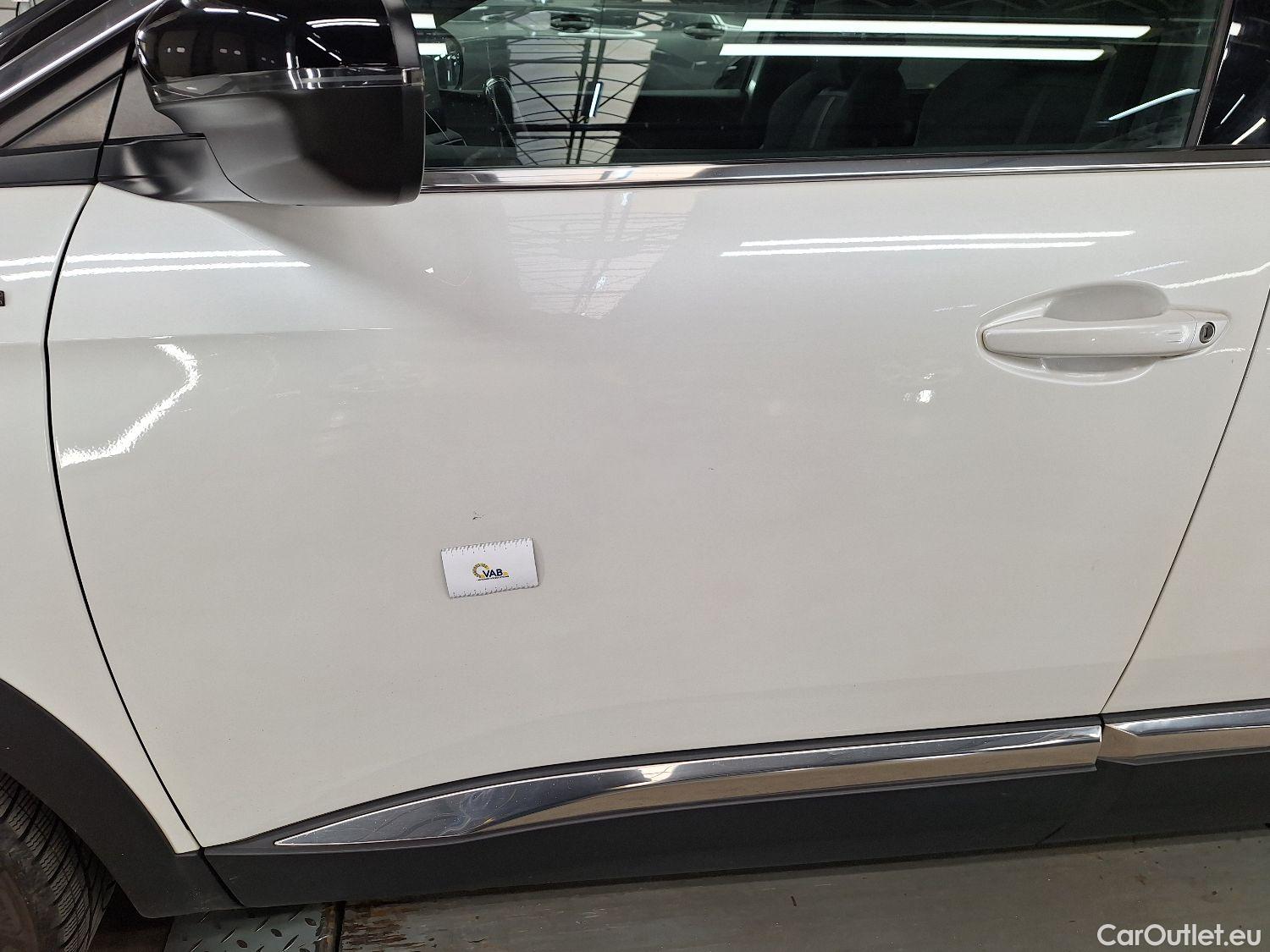  Peugeot  5008 Peugeot,  '16, Peugeot  1.5 BlueHDi 96kW S&S EAT8 GT Line 5d #41