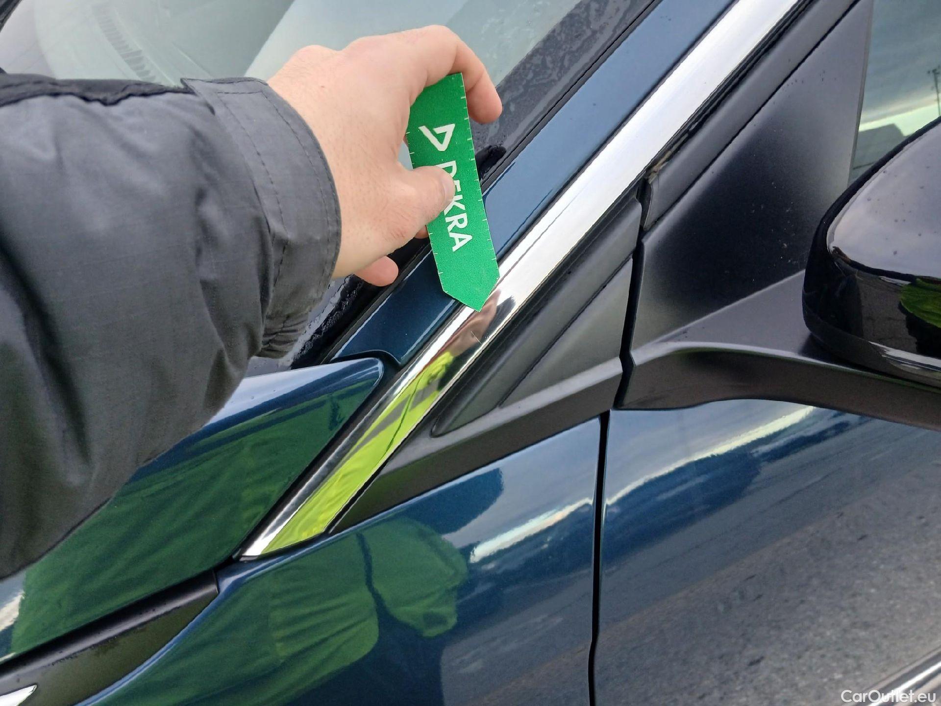  Peugeot  3008 PEUGEOT  / 2020 / 5P / todoterreno 1.5 BlueHDi 96kW (130CV) S&S Allure #26