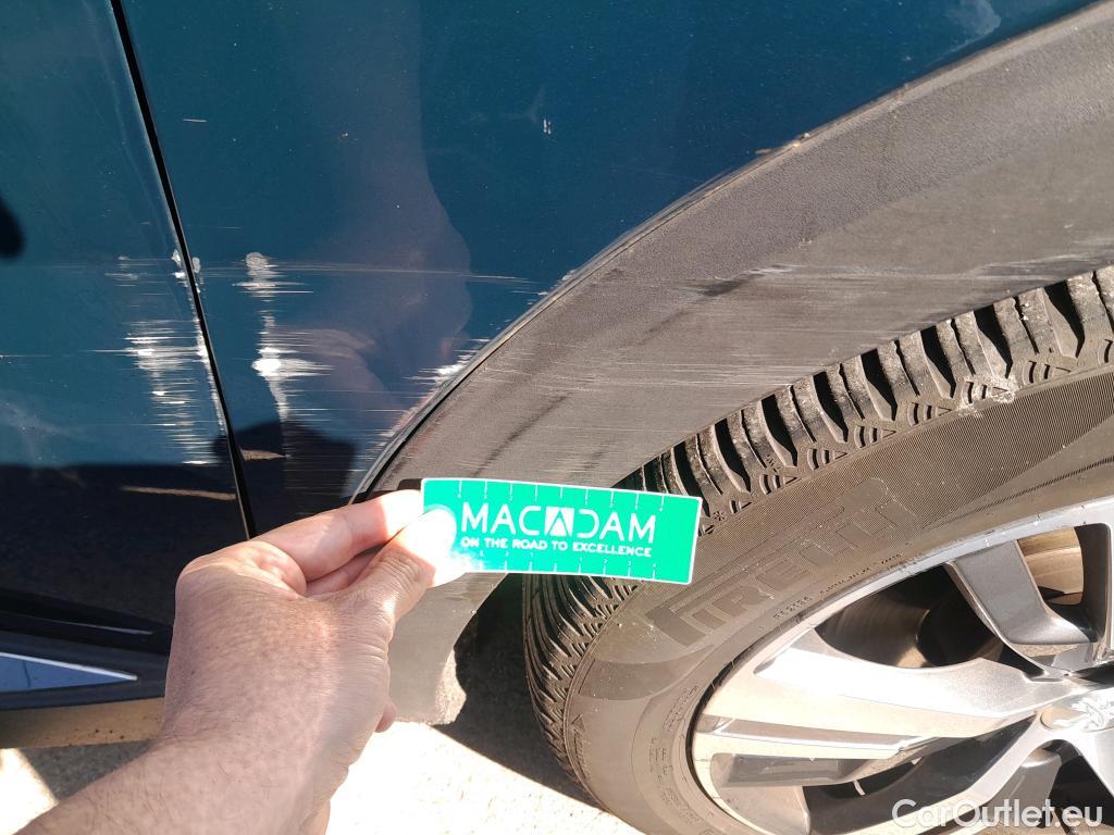  Peugeot  3008 PEUGEOT  / 2020 / 5P / todoterreno 1.5 BlueHDi 96kW (130CV) S&S Allure #54