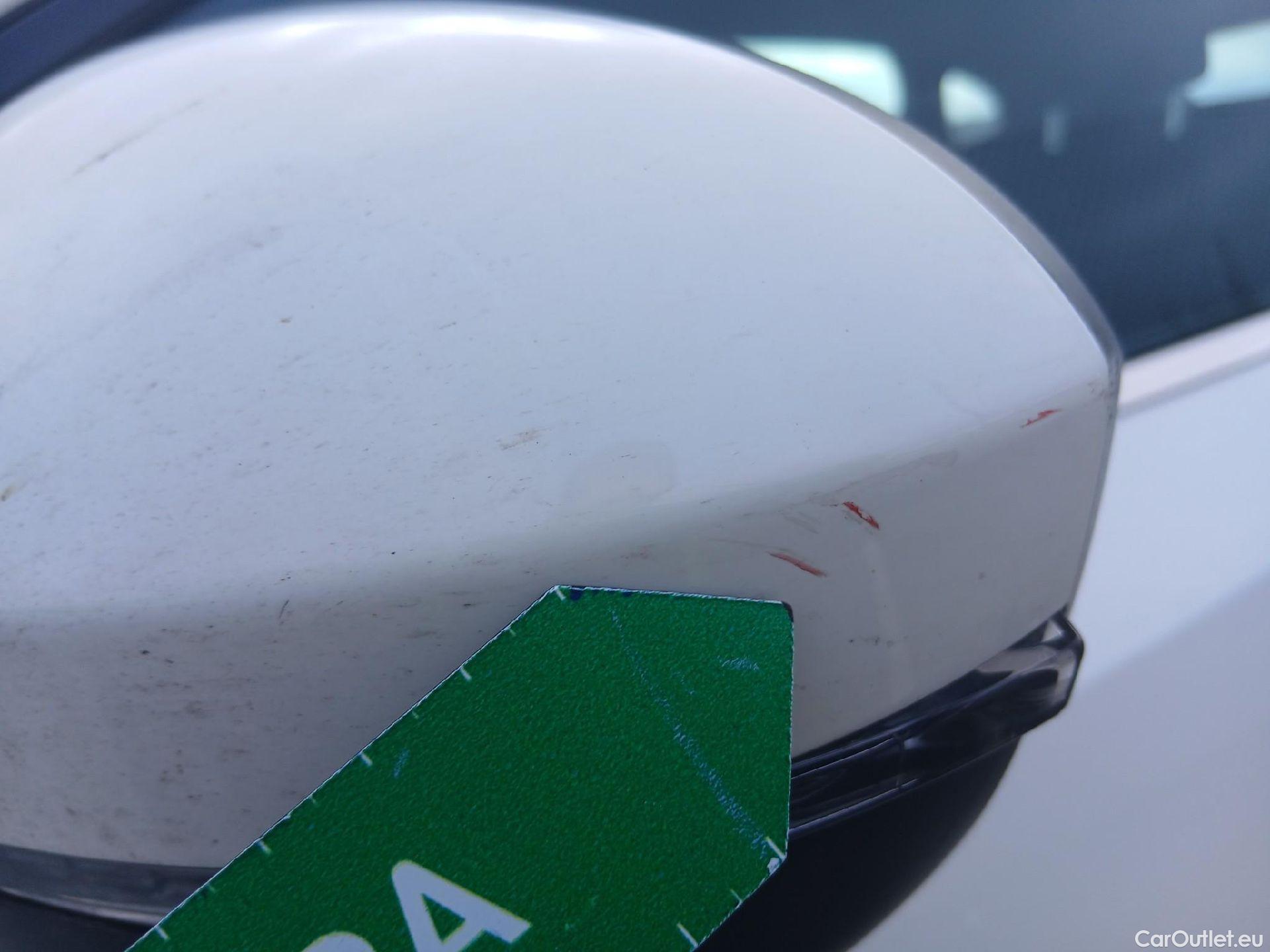  Nissan  Qashqai NISSAN  / 2021 / 5P / todoterreno DIG-T 103kW (140CV) mHEV 4x2 Acenta #14