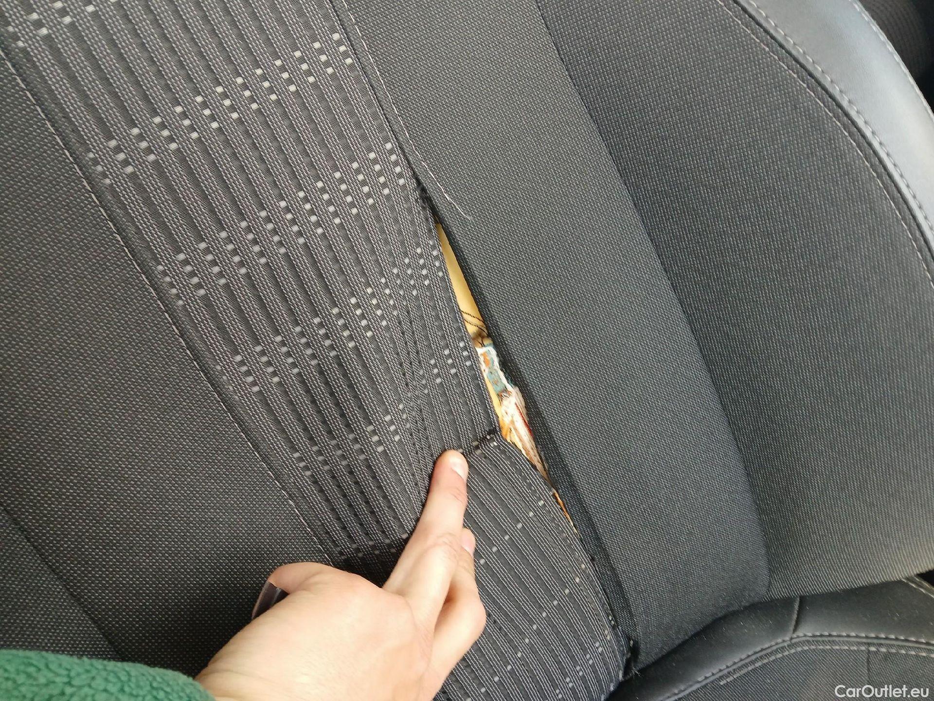  Peugeot  308 PEUGEOT  / 2017 / 5P / berlina con portón 5p Allure PureTech 130 S&S (CX) #8