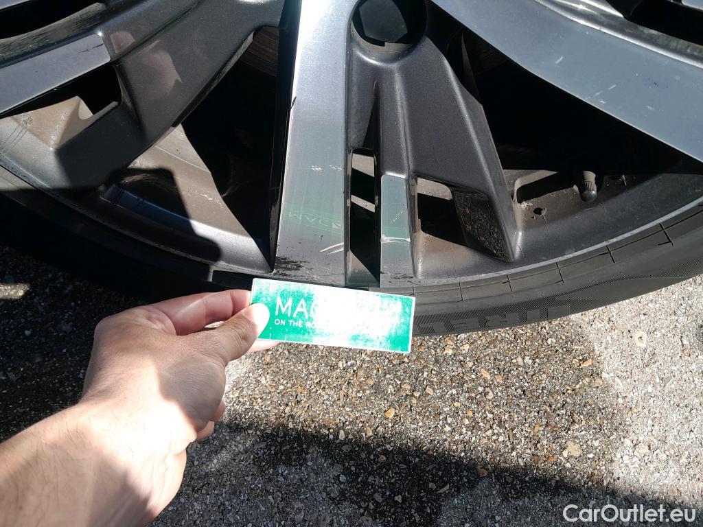  Peugeot  3008 PEUGEOT  / 2020 / 5P / todoterreno 1.5 BlueHDi 96kW (130CV) S&S Allure #16