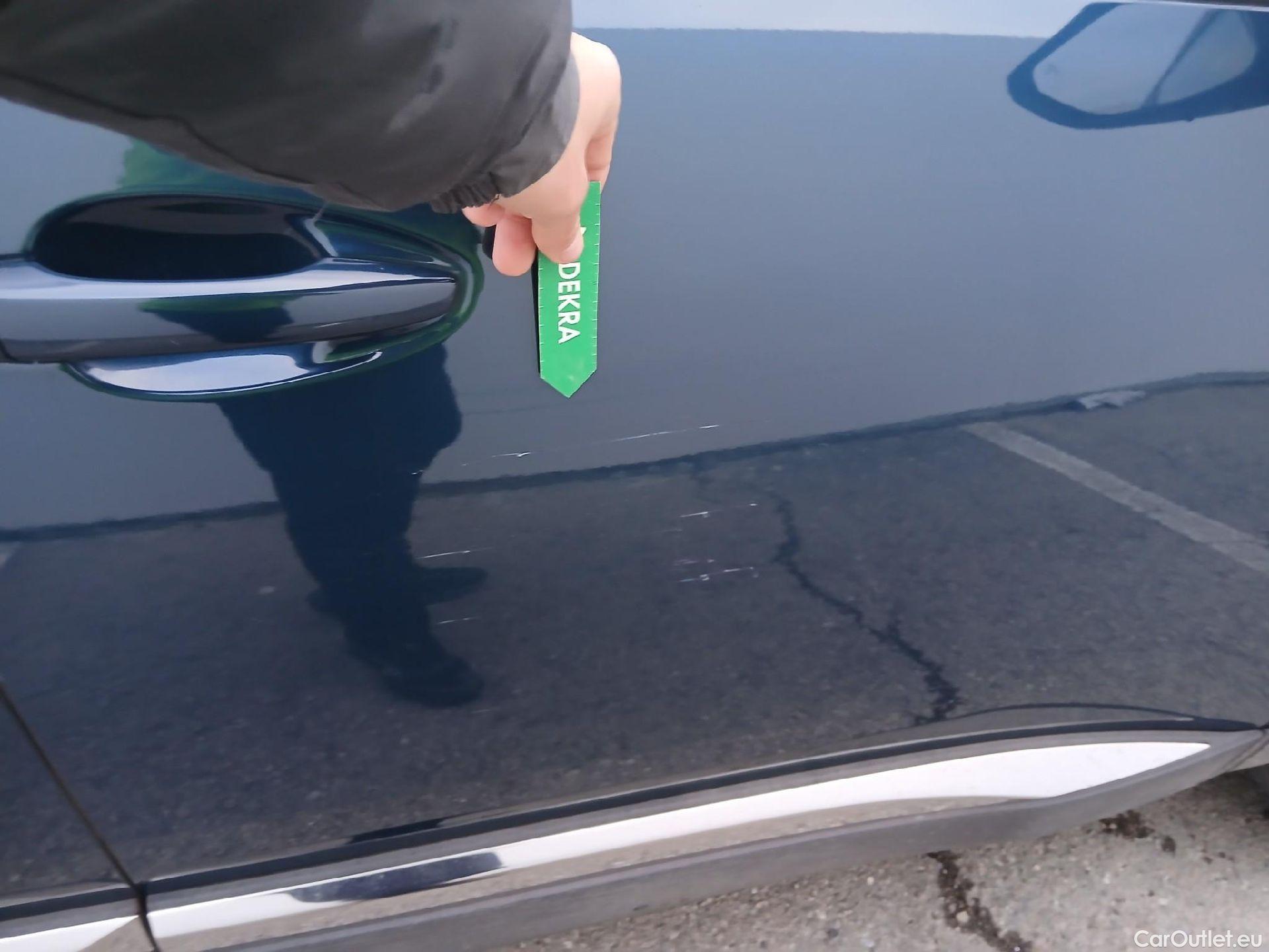  Peugeot  3008 PEUGEOT  / 2020 / 5P / todoterreno 1.5 BlueHDi 96kW (130CV) S&S Allure #22