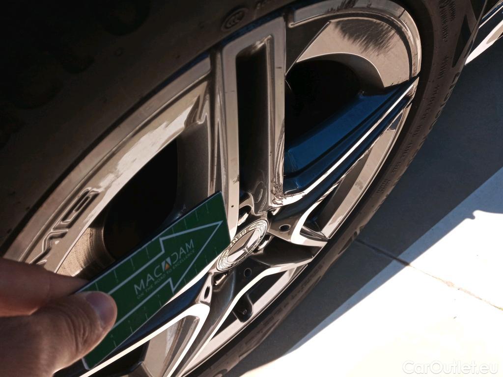  Mercedes  G-Klasee MERCEDES-BENZ GLE / 2018 / 5P / todoterreno GLE 450 4MATIC #3