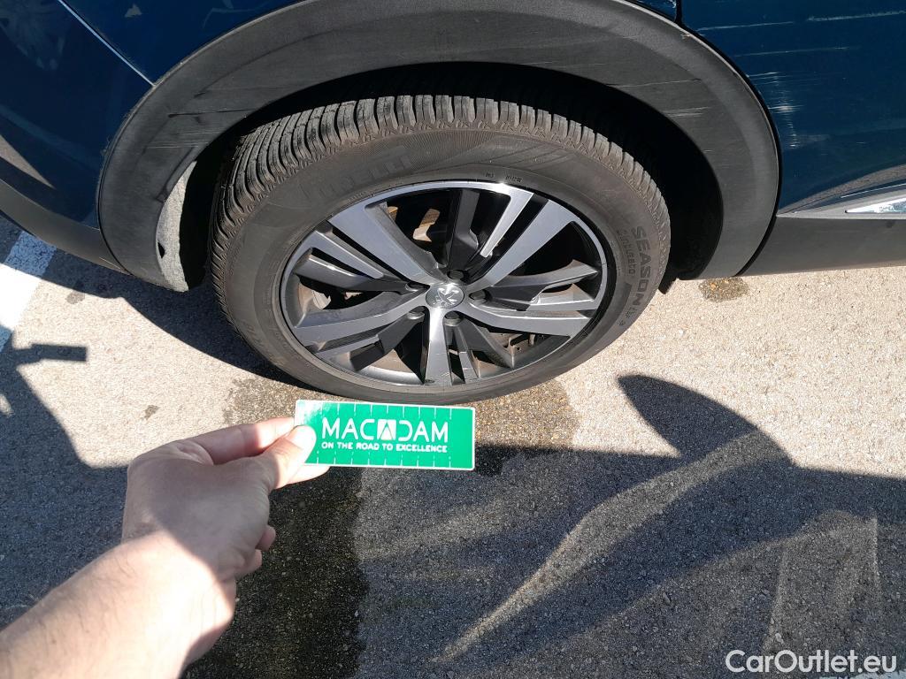  Peugeot  3008 PEUGEOT  / 2020 / 5P / todoterreno 1.5 BlueHDi 96kW (130CV) S&S Allure #15