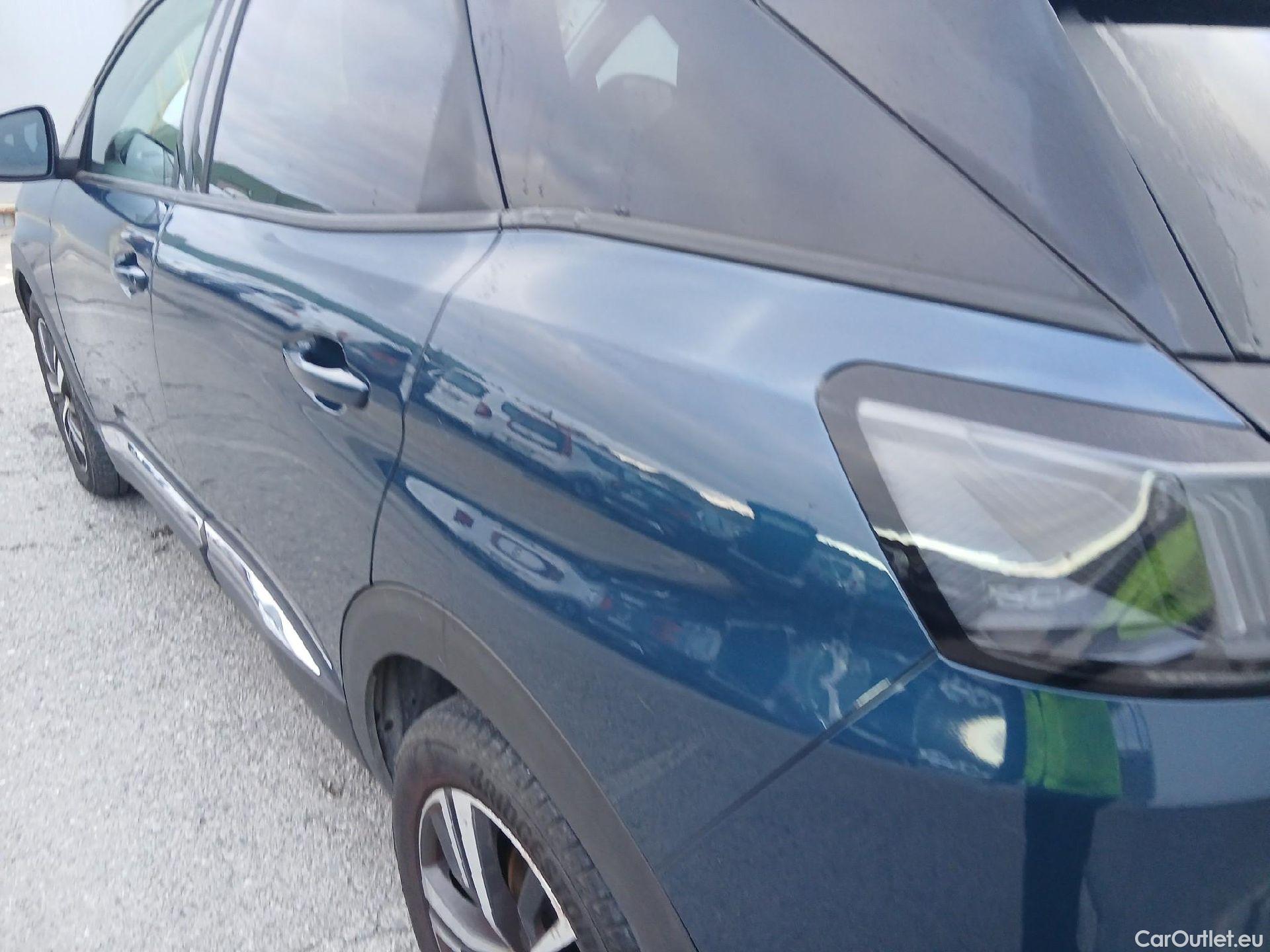  Peugeot  3008 PEUGEOT  / 2020 / 5P / todoterreno 1.5 BlueHDi 96kW (130CV) S&S Allure #16