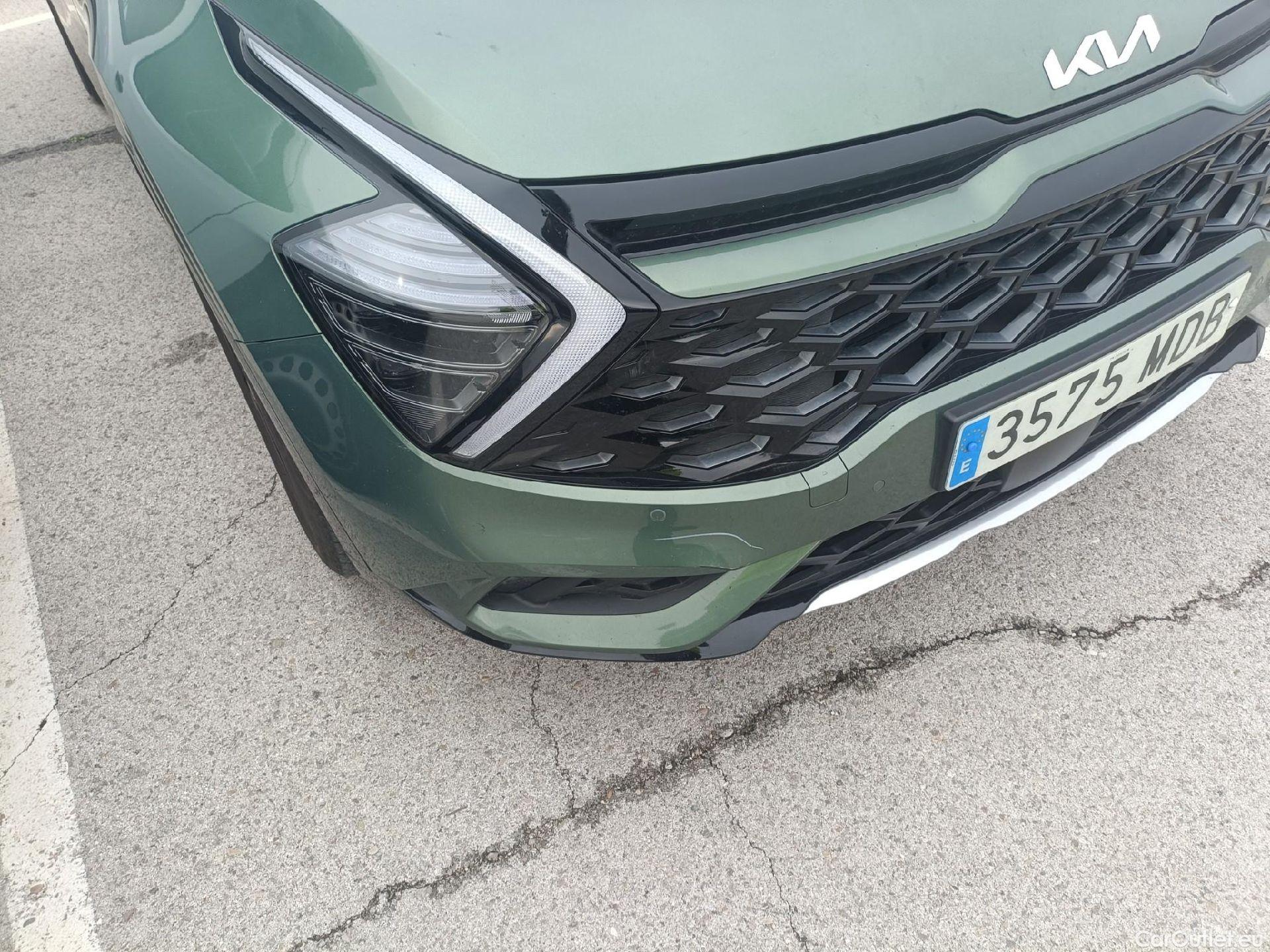  KIA  Sportage KIA  / 2022 / 5P / todoterreno 1.6 CRDi MHEV 136CV GT-line 4X2 DCT #4