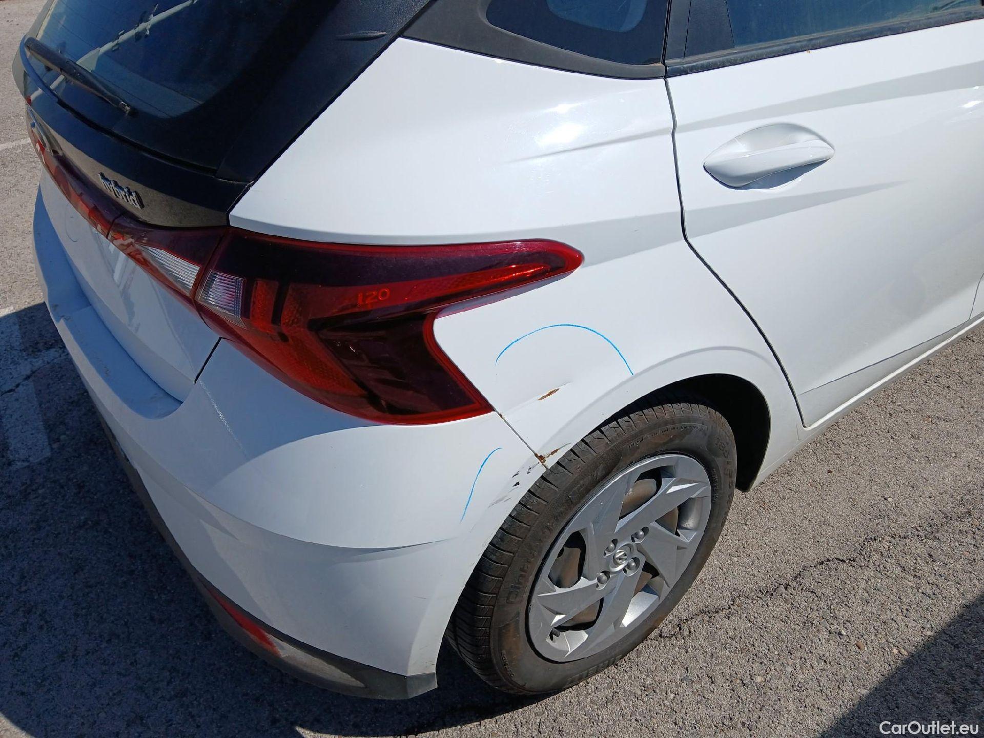  Hyundai  i20 HYUNDAI  / 2020 / 5P / berlina con portón 1.0 TGDI 74kW (100CV) 48V Essence #19