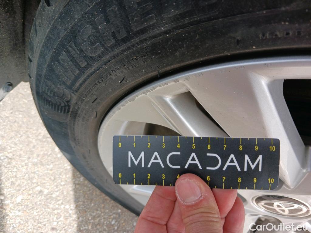  Toyota  Corolla TOYOTA  1.8 125H ACTIVE TECH E-CVT #23