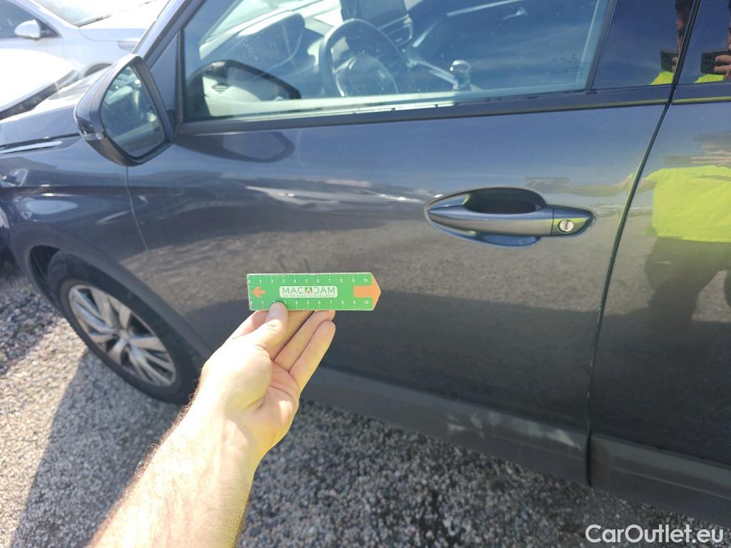  Peugeot  3008 PEUGEOT  / 2020 / 5P / todoterreno 1.5 BlueHDi 96kW (130CV) S&S Active Pack (AC3) #13