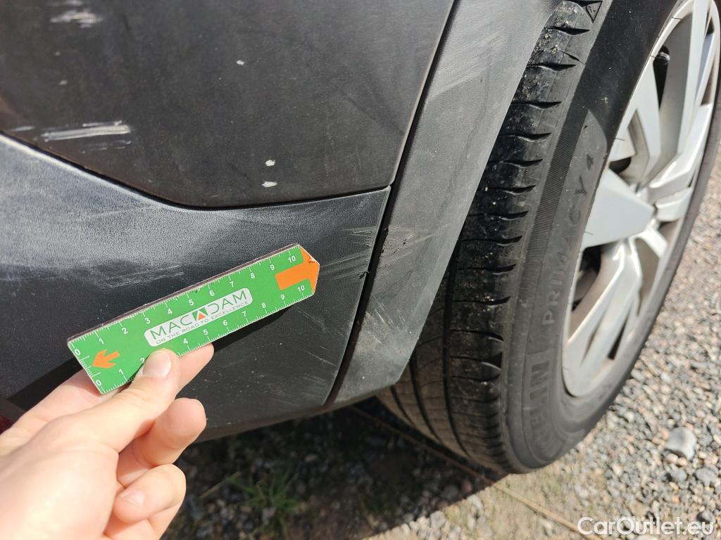  Peugeot  3008 PEUGEOT  / 2020 / 5P / todoterreno 1.5 BlueHDi 96kW (130CV) S&S Active Pack (AC3) #47