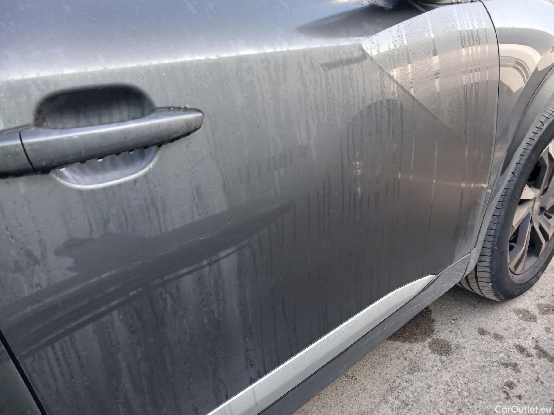  Peugeot  2008 PEUGEOT  / 2019 / 5P / todoterreno Allure Pack Puretech 130 S&S EAT8 (AC2) #39