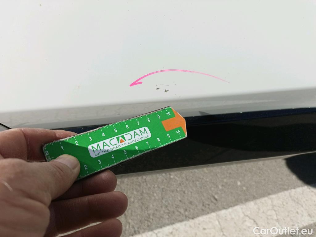  Toyota  RAV4 TOYOTA  / 2018 / 5P / todoterreno 2.5l PLUG-IN 300PH (e-CVT) Advance #16