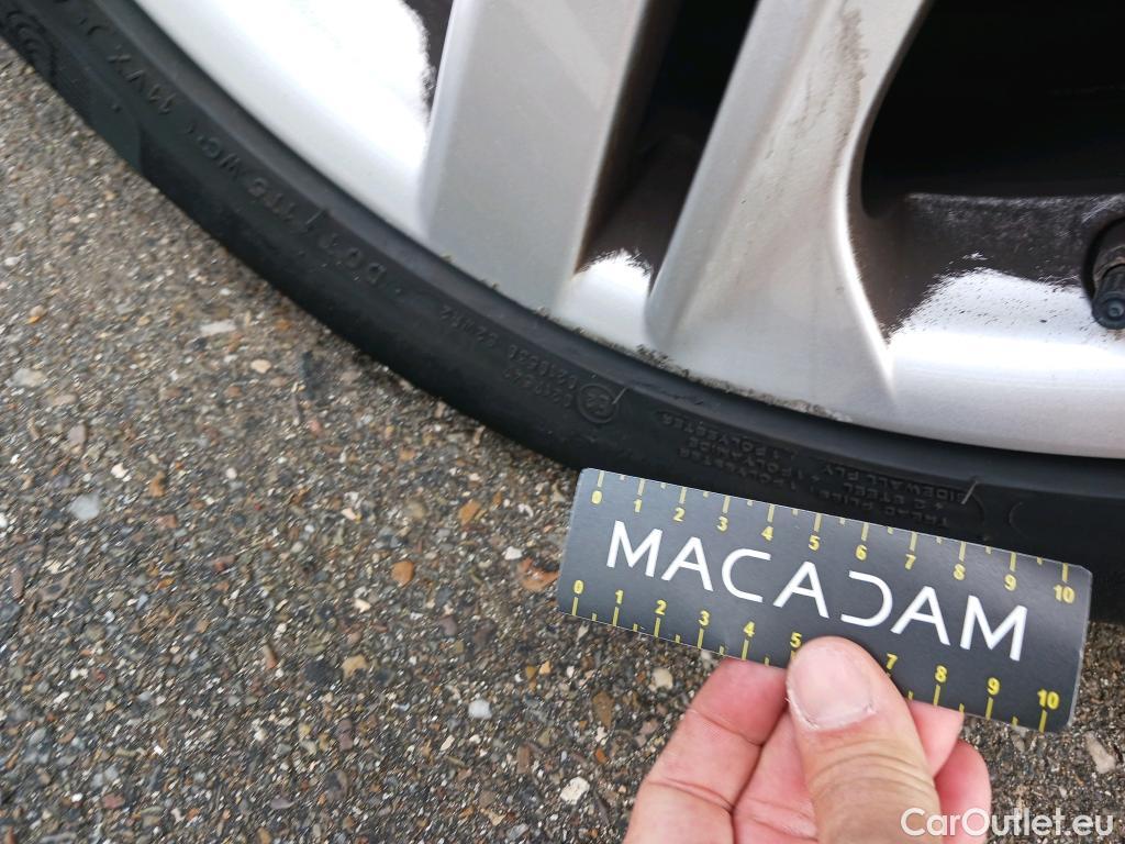  Toyota  Corolla TOYOTA  1.8 125H ACTIVE TECH E-CVT #19