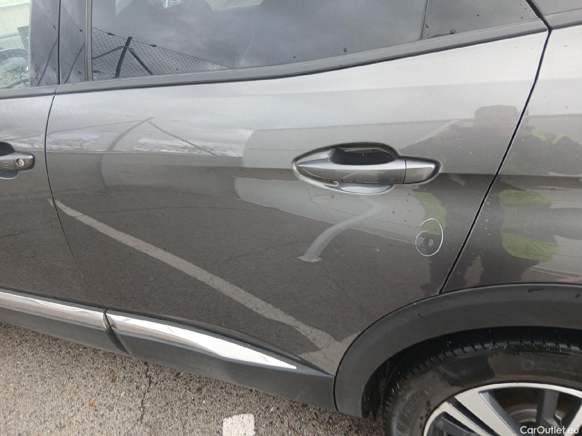  Peugeot  3008 PEUGEOT  Hybrid / 2020 / 5P / todoterreno 225 e-EAT8 Allure (AC2) #11