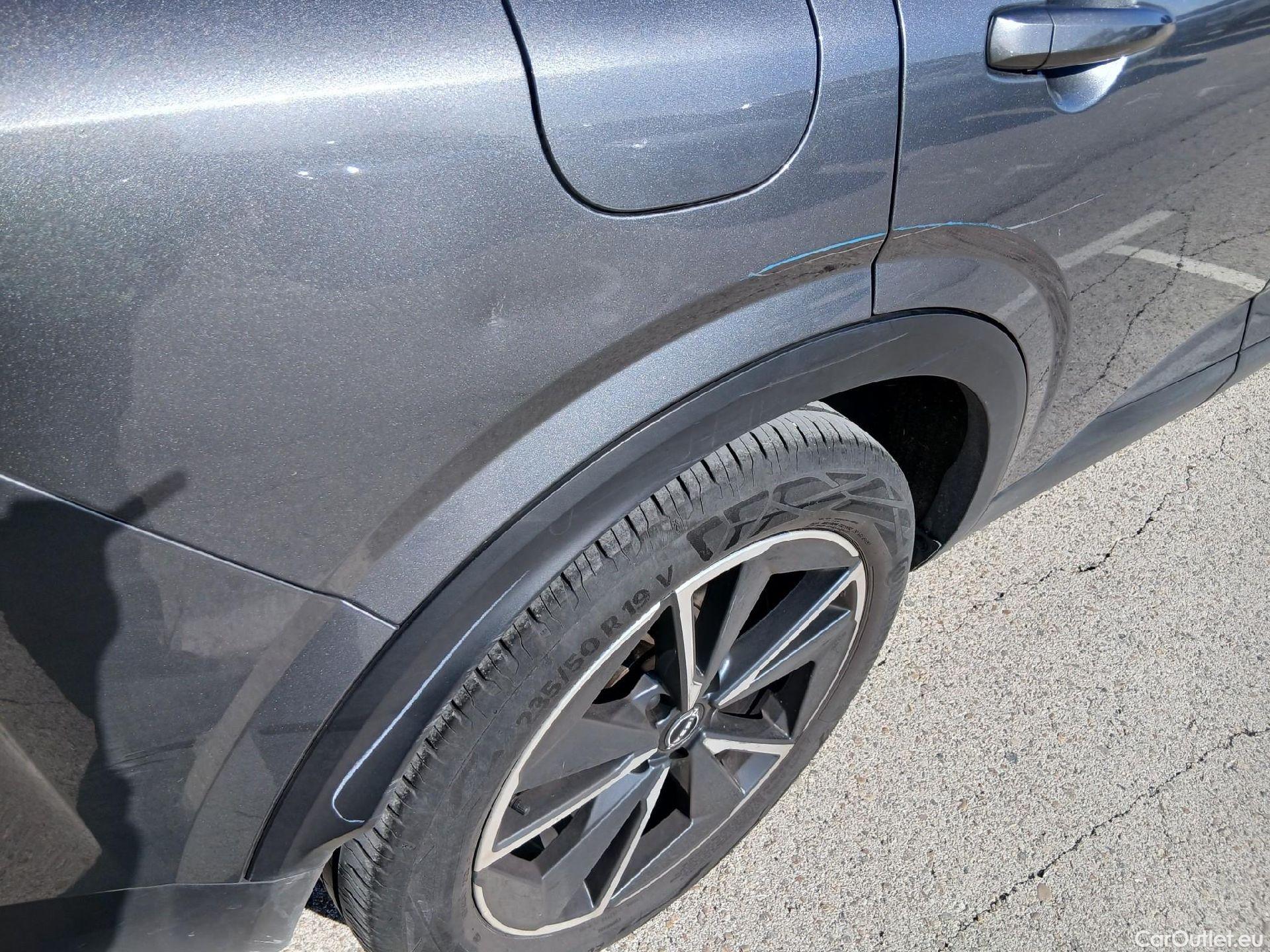  Nissan  Qashqai NISSAN  / 2021 / 5P / todoterreno DIG-T 116kW mHEV Xtronic Tekna #24