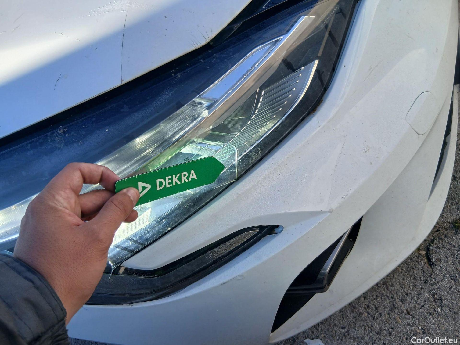  Renault  Clio RENAULT  / 2019 / 5P / berlina con portón Business TCe 74 kW (100CV) GLP #31