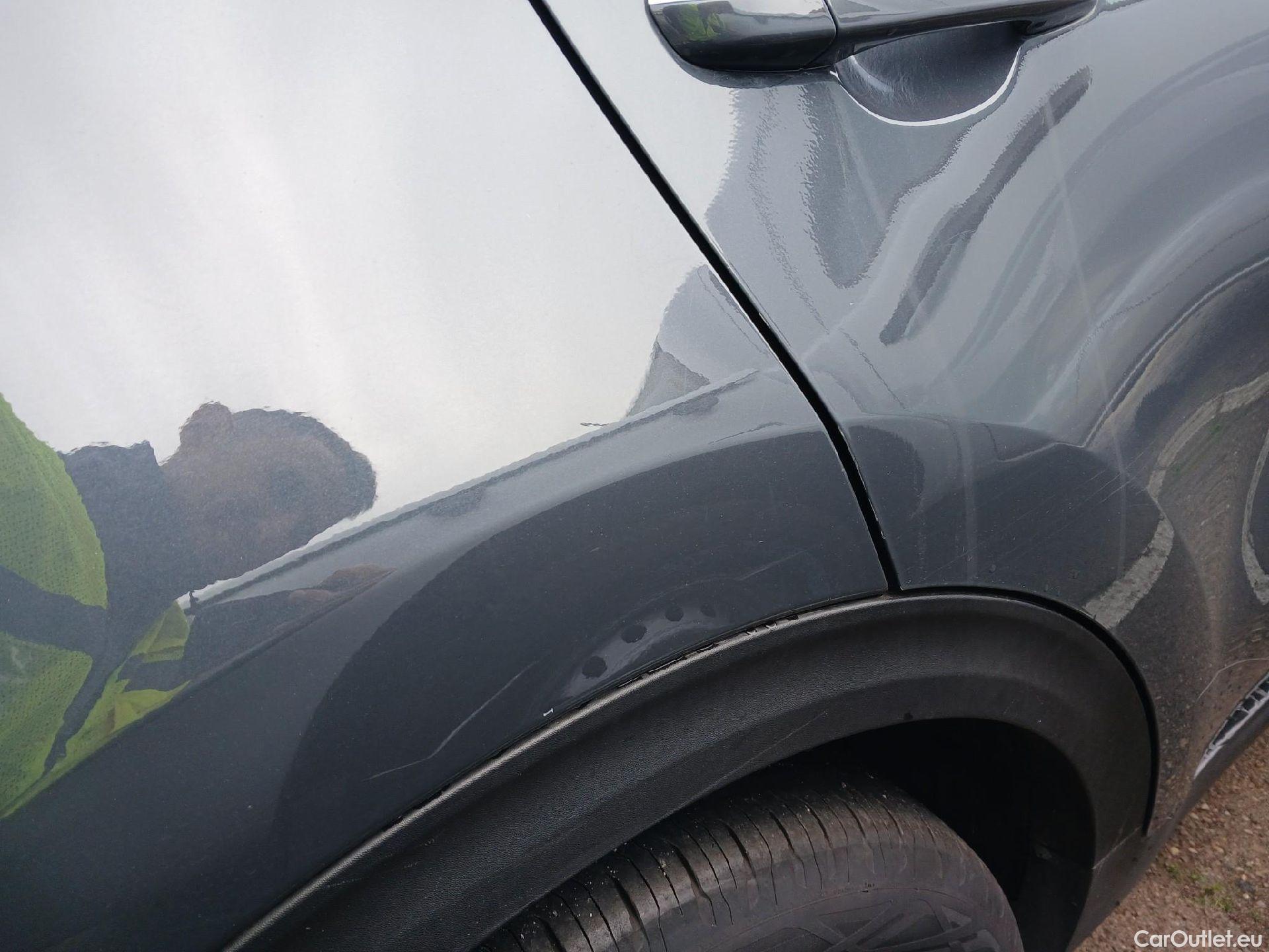  KIA  Sportage KIA  1.6MHEV Drive 100kW(136CV) 4x2(Crist Tintados)(CX) #18