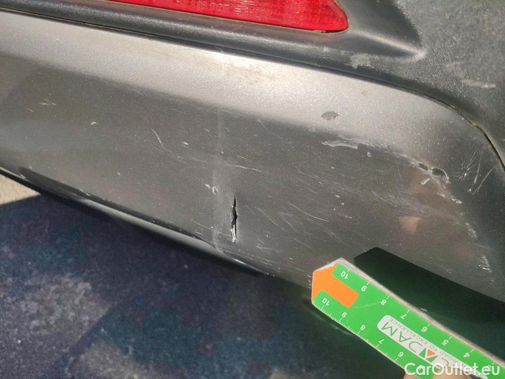  Toyota  RAV4 TOYOTA  / 2018 / 5P / todoterreno 2.5l 220H Advance #24