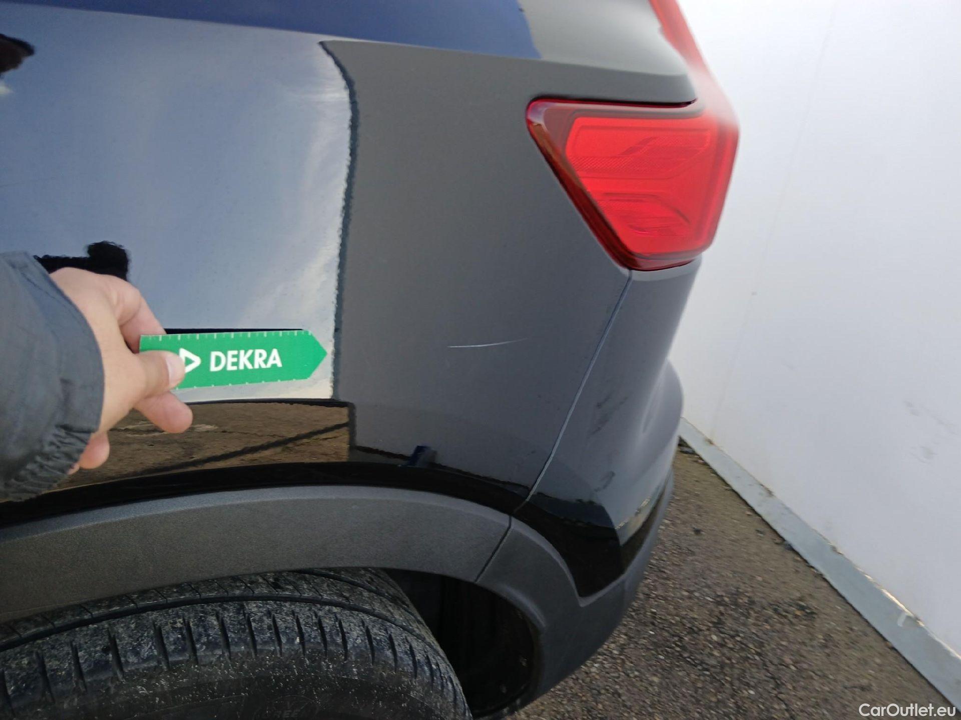  Volvo  XC 40 VOLVO XC40 / 2017 / 5P / todoterreno 1.5 T4 Twin Recharge R-Design Exp Auto #22