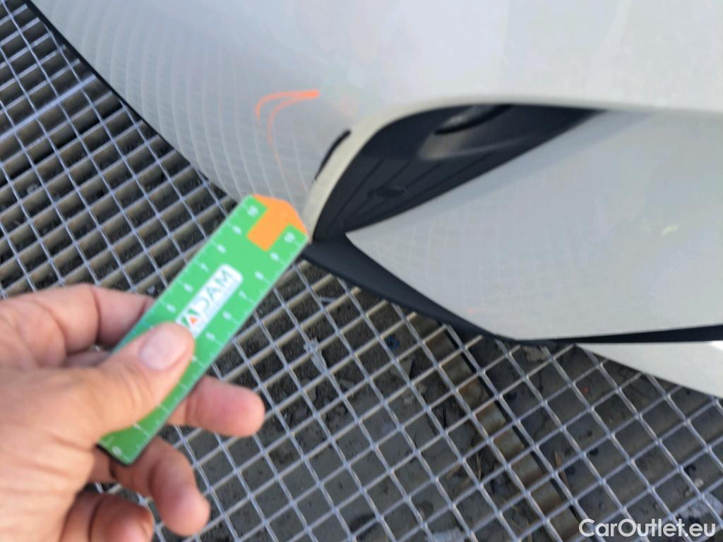  Toyota  C-HR TOYOTA  / 2019 / 5P / todoterreno 2.0 180H Advance #24