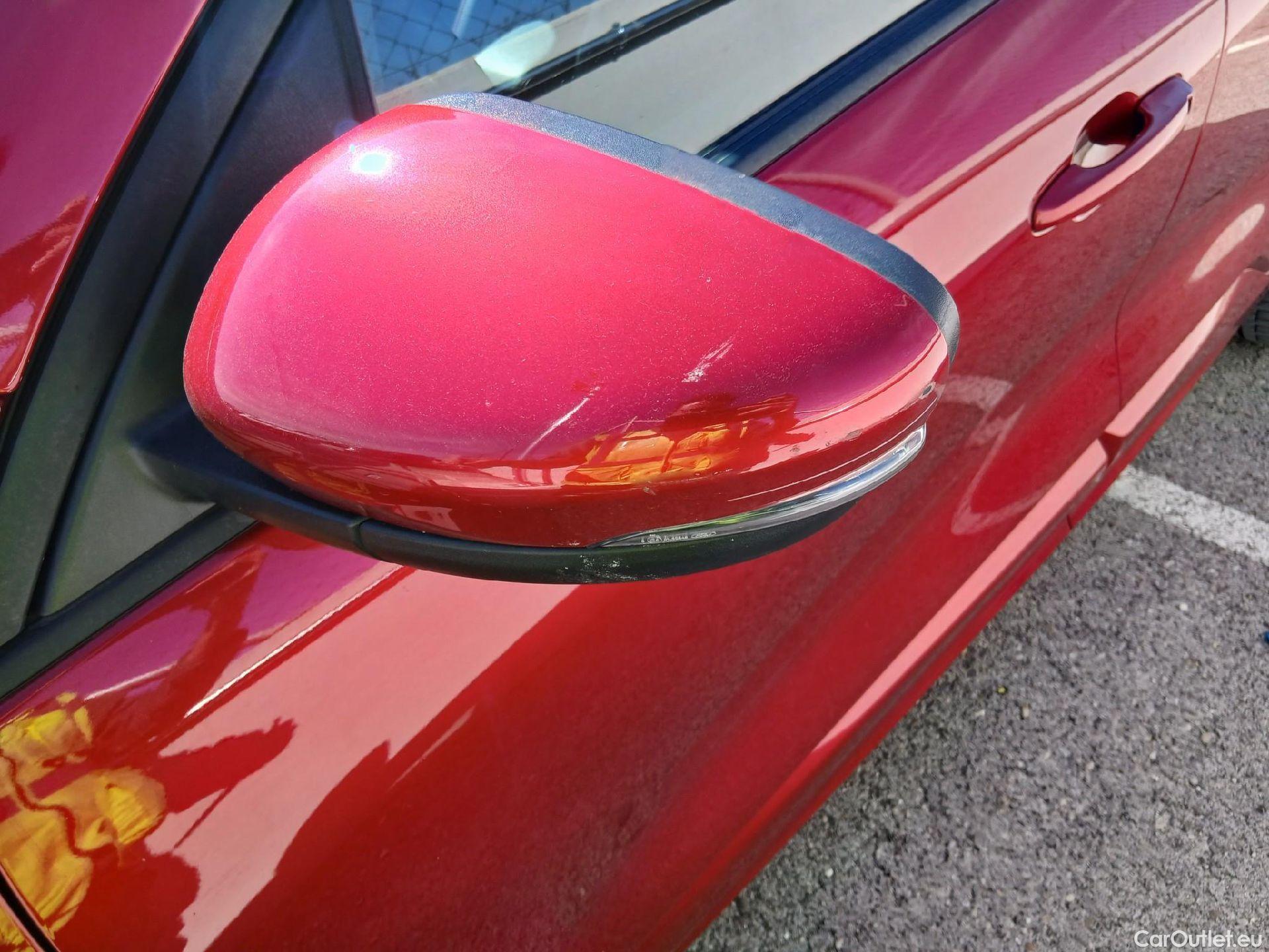  Ford  Kuga FORD  / 2019 / 5P / todoterreno ST-Line X 2.5 Duratec FHEV Auto #18