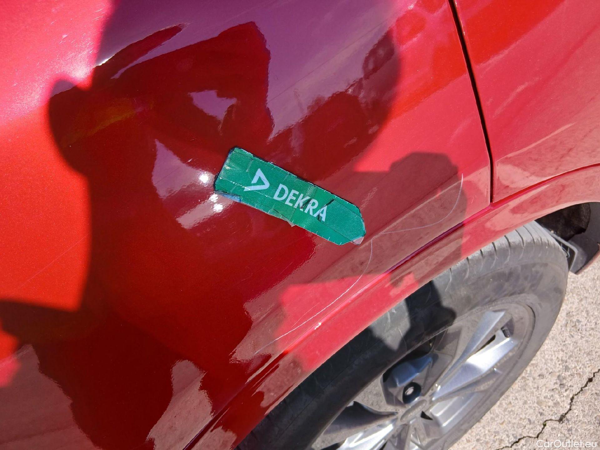  Ford  Kuga FORD  / 2019 / 5P / todoterreno ST-Line X 2.5 Duratec FHEV Auto #46