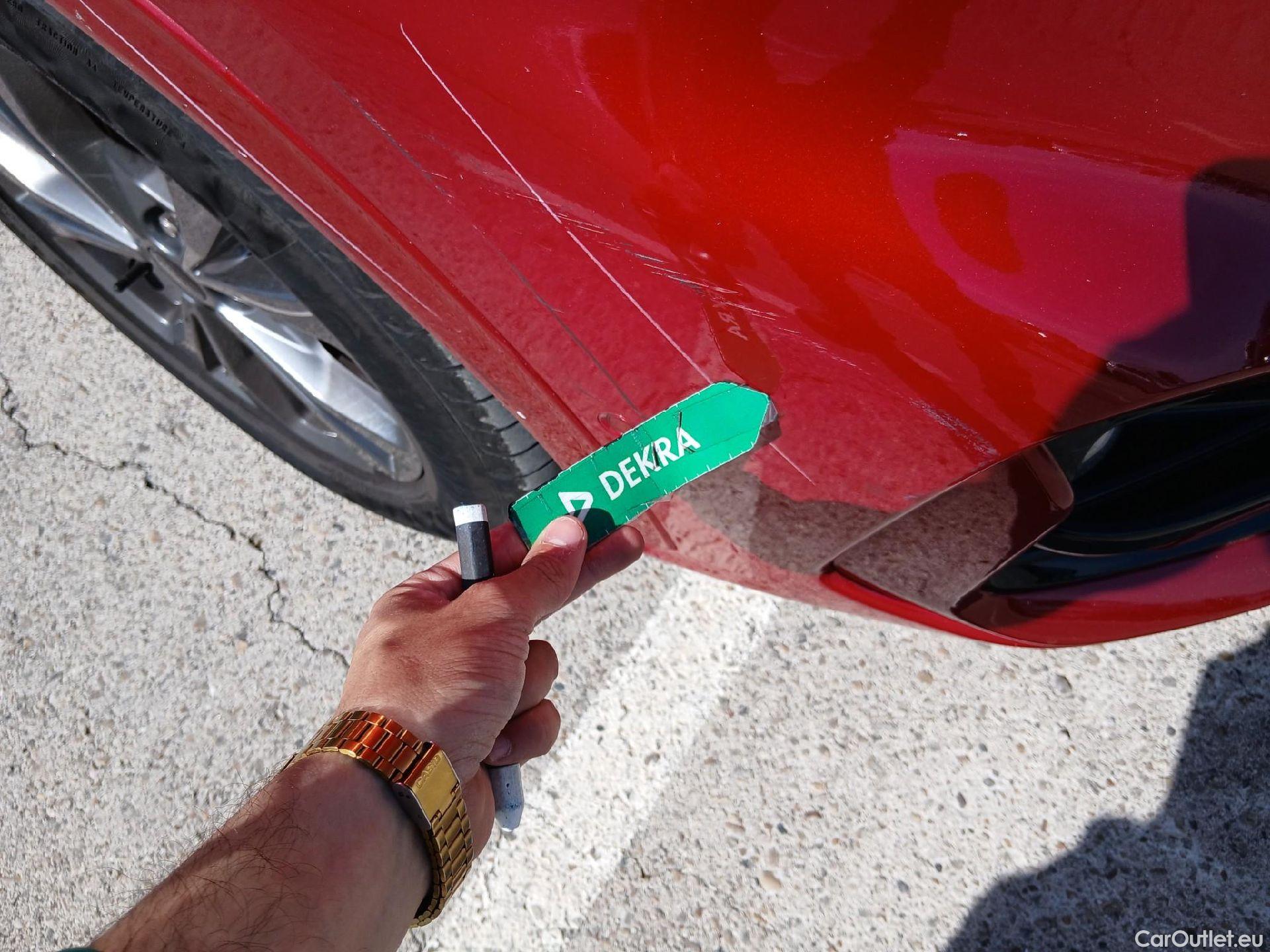  Ford  Kuga FORD  / 2019 / 5P / todoterreno ST-Line X 2.5 Duratec FHEV Auto #2