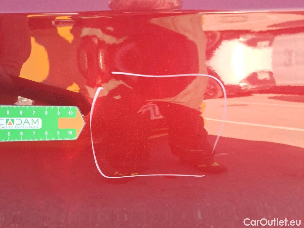  Mercedes  A-Klasse MERCEDES-BENZ Clase A / 2018 / 5P / berlina con portón A 180 #4