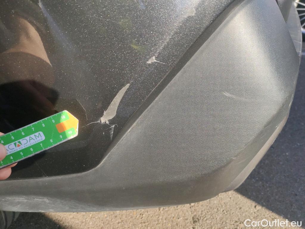  Toyota  RAV4 TOYOTA  / 2018 / 5P / todoterreno 2.5l 220H Advance #30