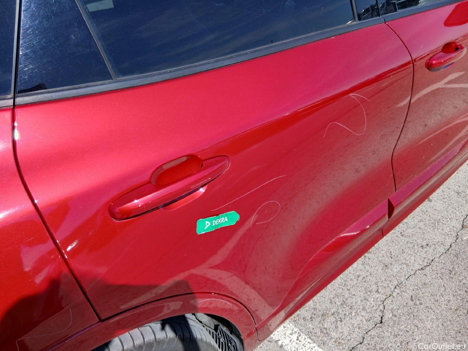  Ford  Kuga FORD  / 2019 / 5P / todoterreno ST-Line X 2.5 Duratec FHEV Auto #50