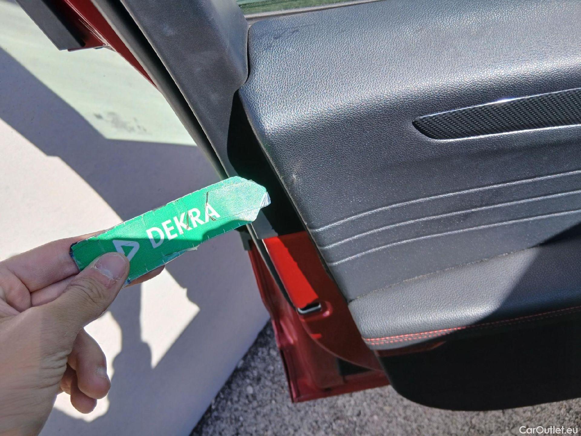  Ford  Kuga FORD  / 2019 / 5P / todoterreno ST-Line X 2.5 Duratec FHEV Auto #28