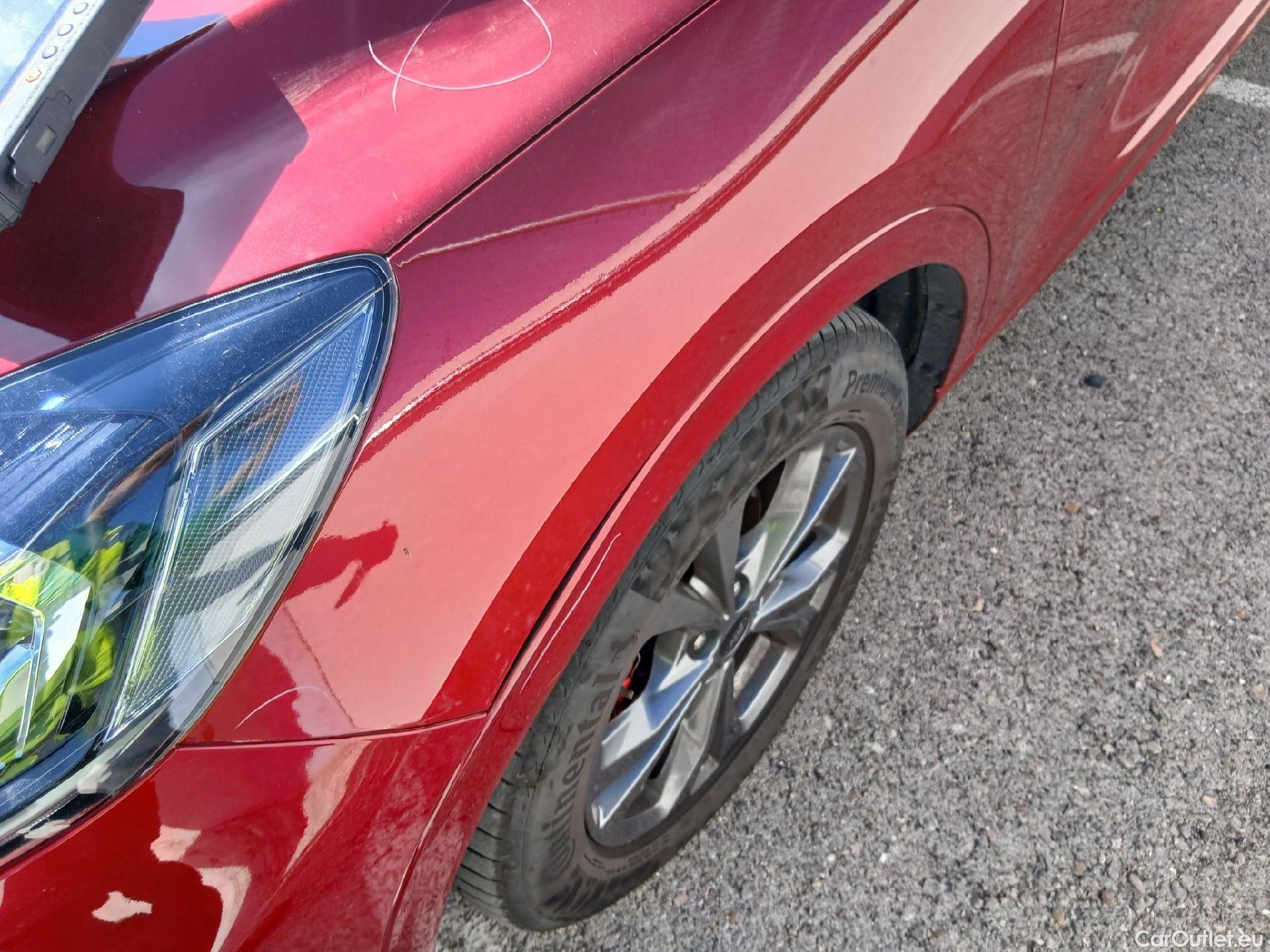  Ford  Kuga FORD  / 2019 / 5P / todoterreno ST-Line X 2.5 Duratec FHEV Auto #16