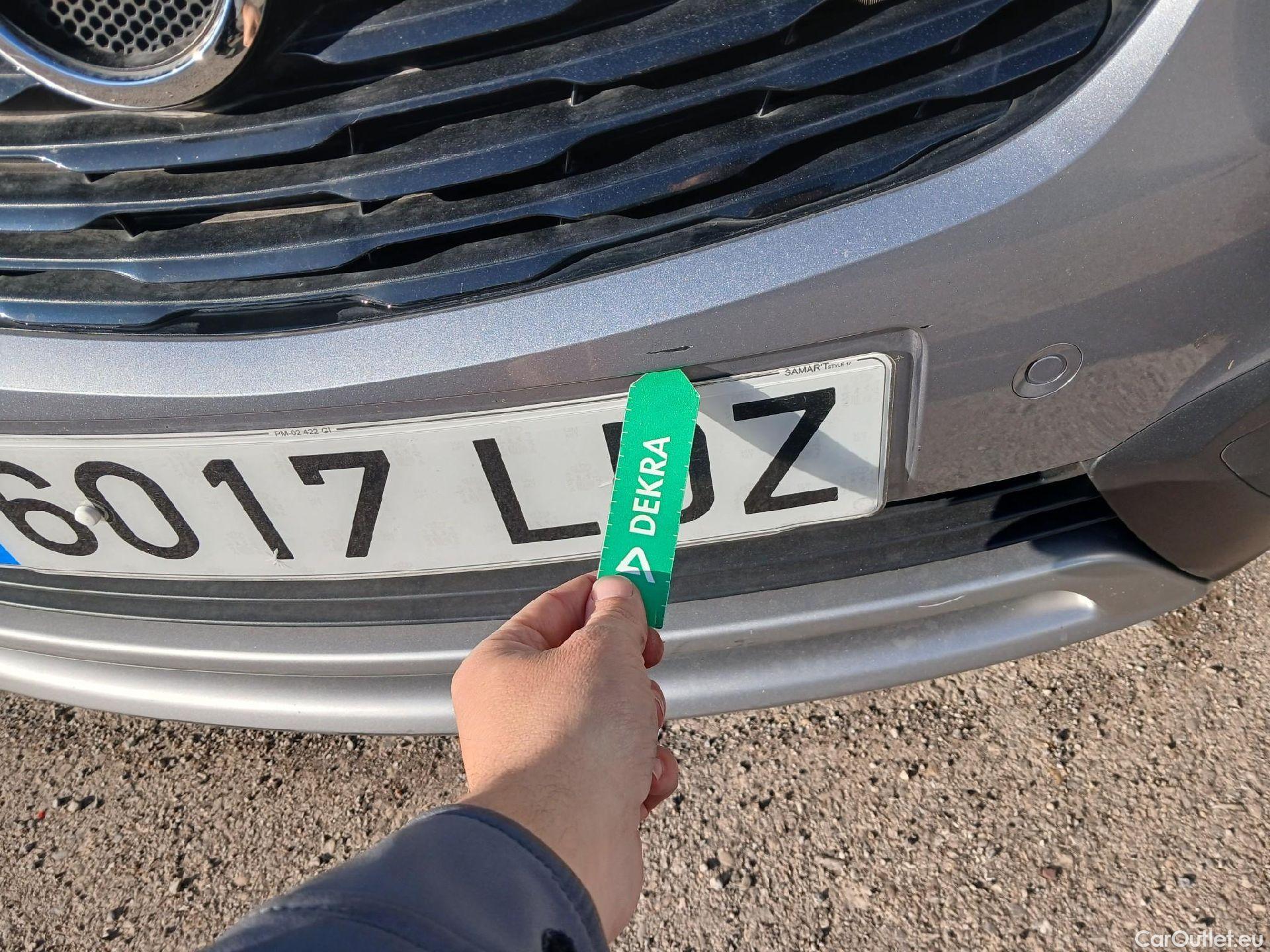  Opel  Crossland OPEL  X / 2017 / 5P / todoterreno 1.2 96kW (130CV) Innovation S/S Auto #2