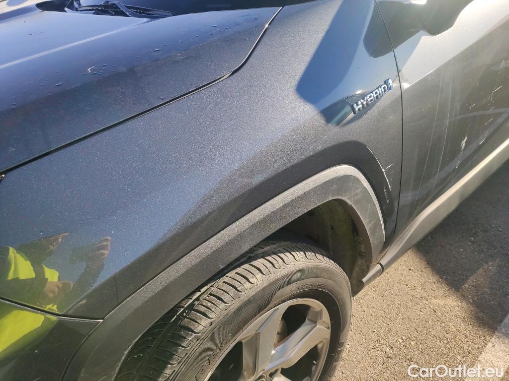  Toyota  RAV4 TOYOTA  / 2018 / 5P / todoterreno 2.5l 220H Advance #15