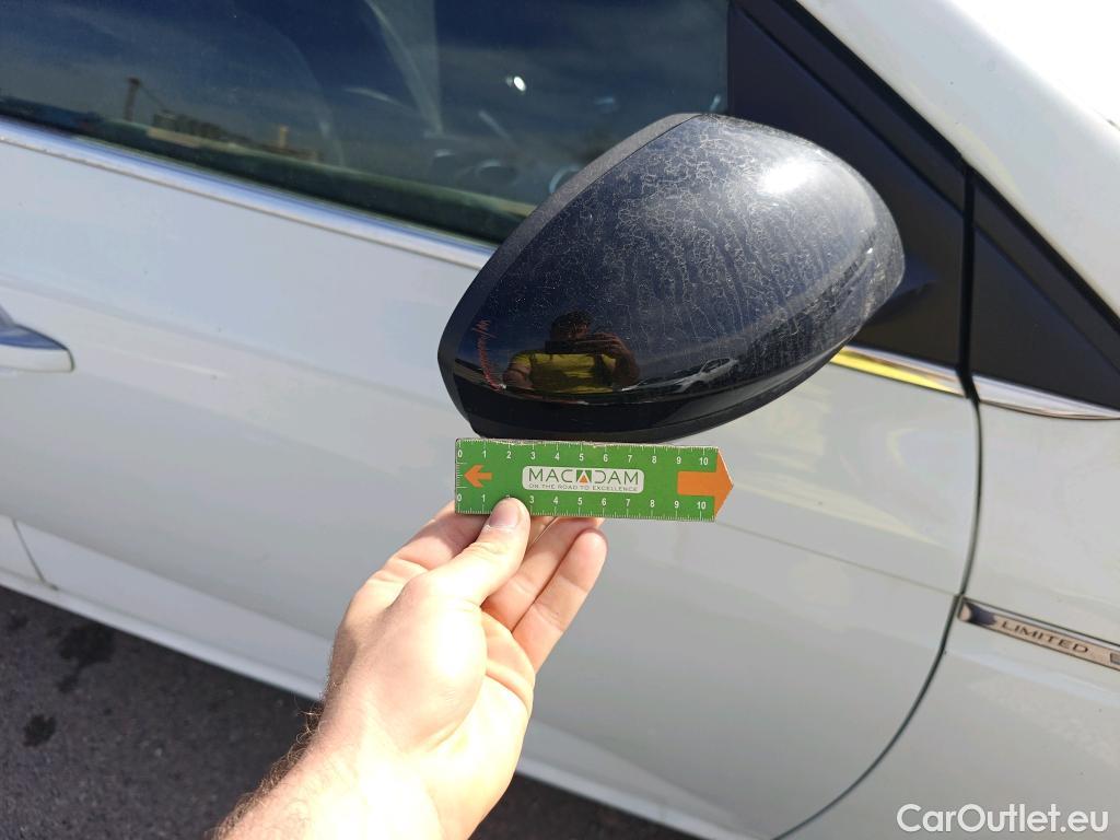  Renault  Megane RENAULT Mégane / 2015 / 5P / berlina con portón Limited Blue dCi 85 kW (115CV) #39