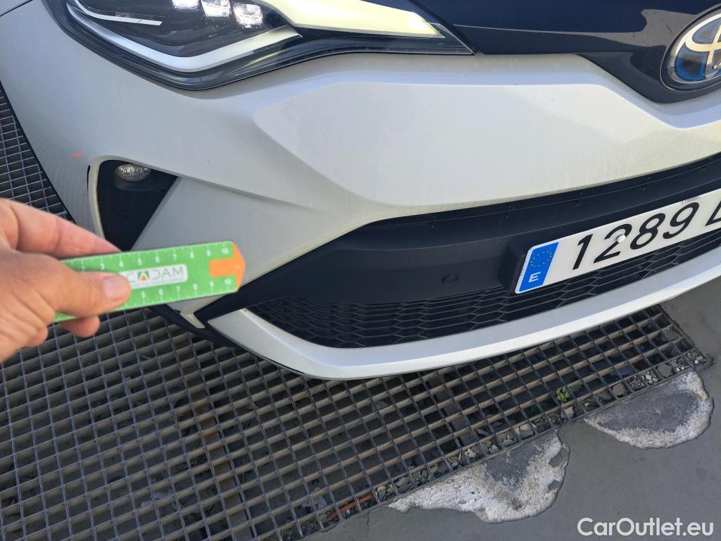  Toyota  C-HR TOYOTA  / 2019 / 5P / todoterreno 2.0 180H Advance #17