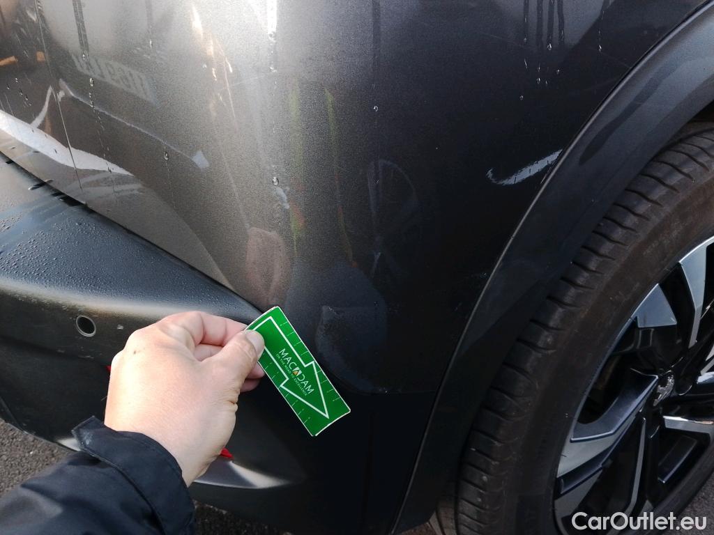  Peugeot  2008 PEUGEOT  / 2019 / 5P / todoterreno Allure Pack BlueHDI 81kW (110CV) (AC) #14