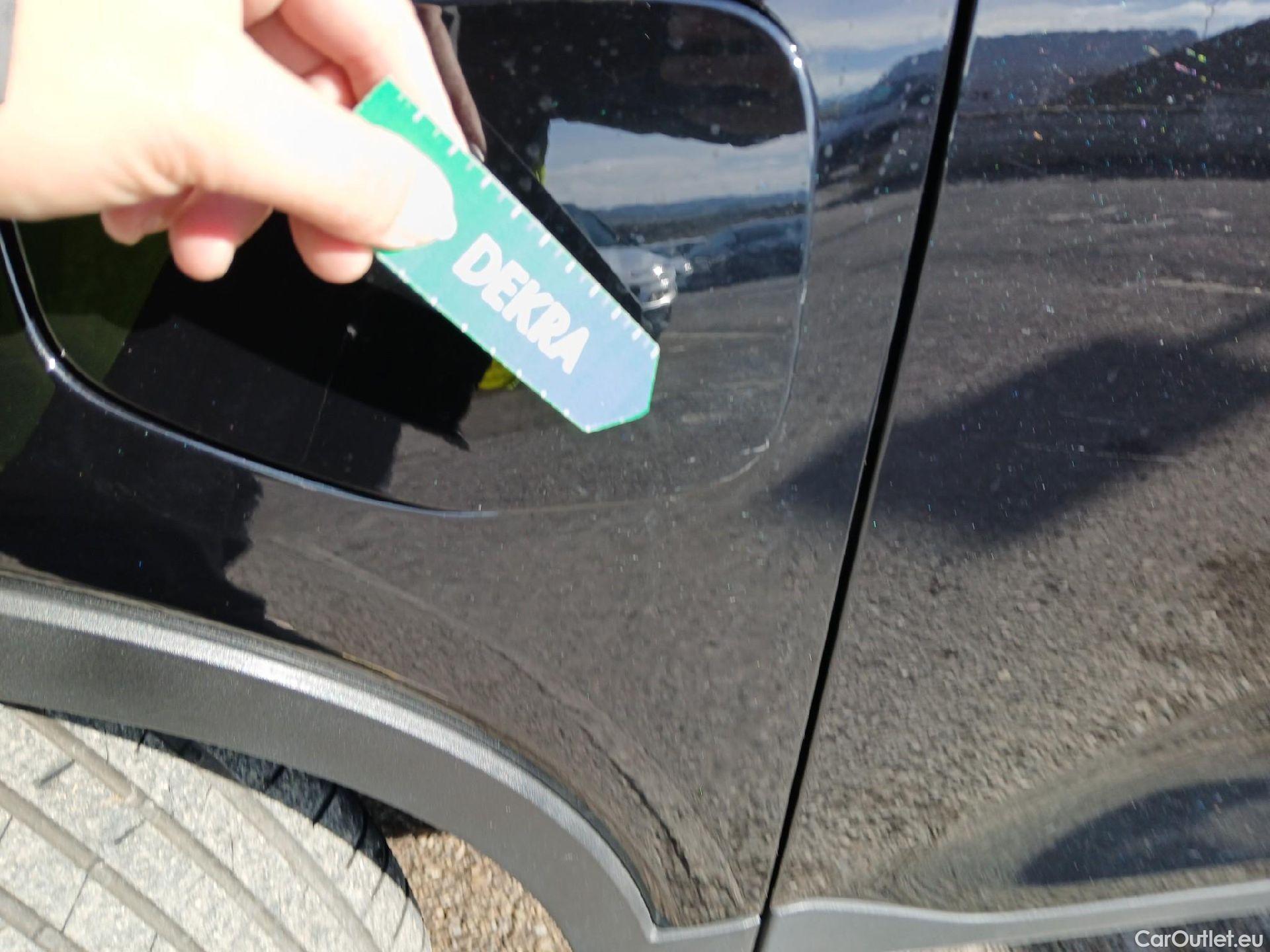  Volvo  XC 40 VOLVO XC40 / 2017 / 5P / todoterreno 1.5 T4 Twin Recharge R-Design Exp Auto #15