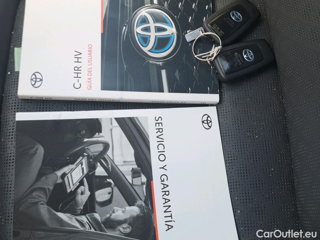  Toyota  C-HR TOYOTA  / 2019 / 5P / todoterreno 2.0 180H Advance #21