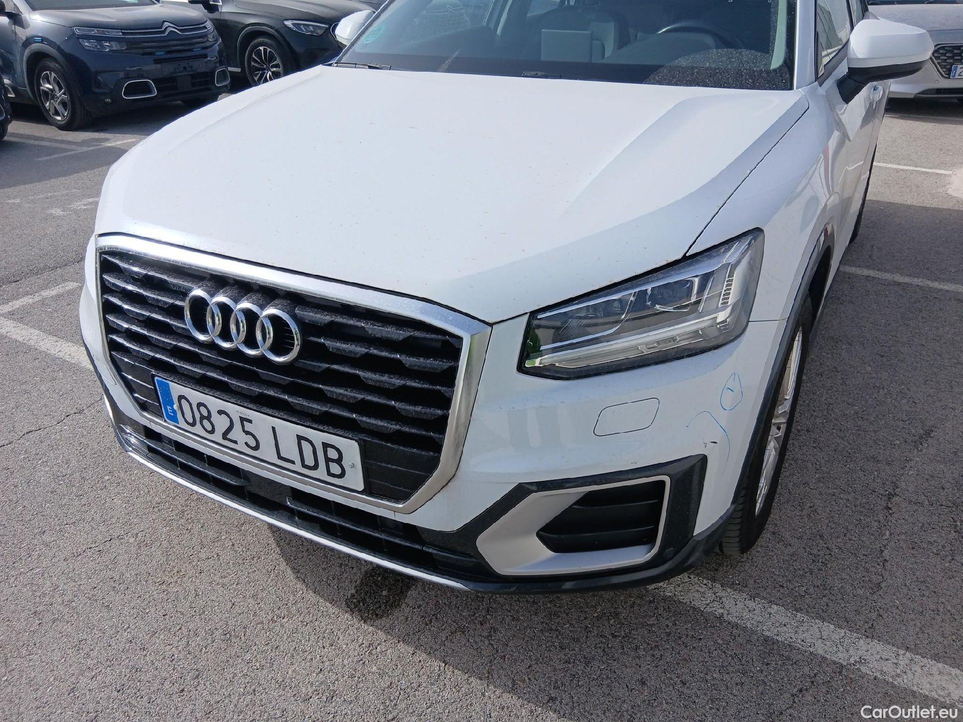  Audi  Q2 AUDI  / 2016 / 5P / todoterreno Design 30 TFSI 85kW (116CV) #4