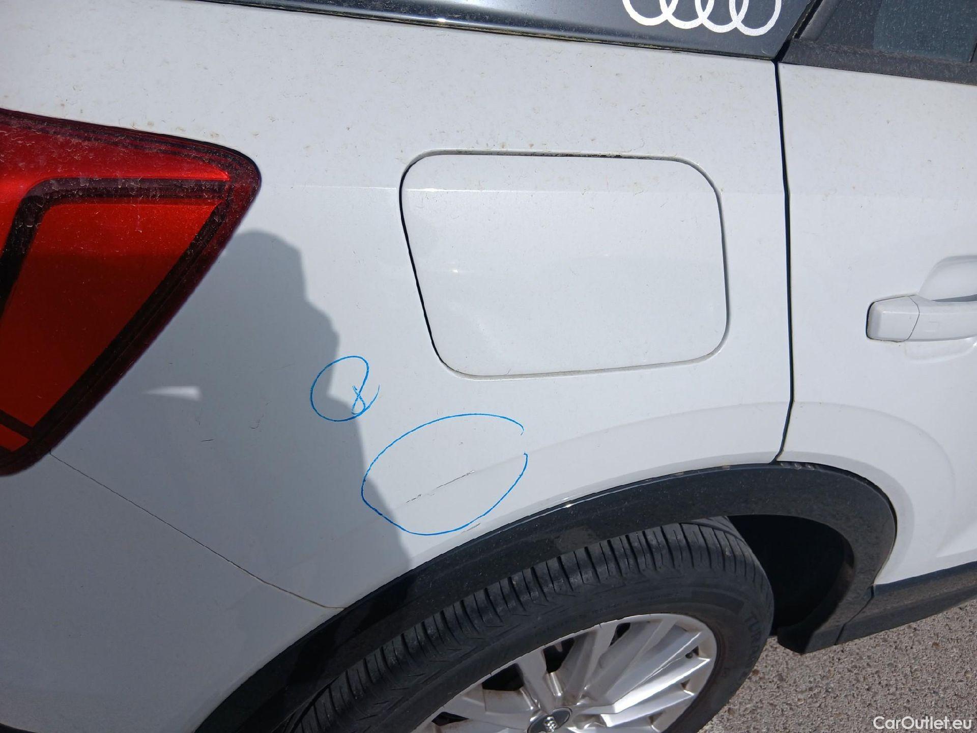  Audi  Q2 AUDI  / 2016 / 5P / todoterreno Design 30 TFSI 85kW (116CV) #17