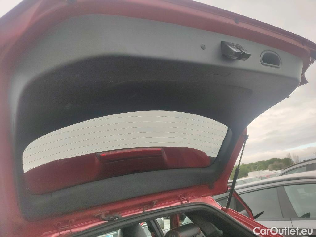  Hyundai  Konna HYUNDAI Kona / 2017 / 5P / todoterreno 1.6 GDI HEV Tecno Red DT #23