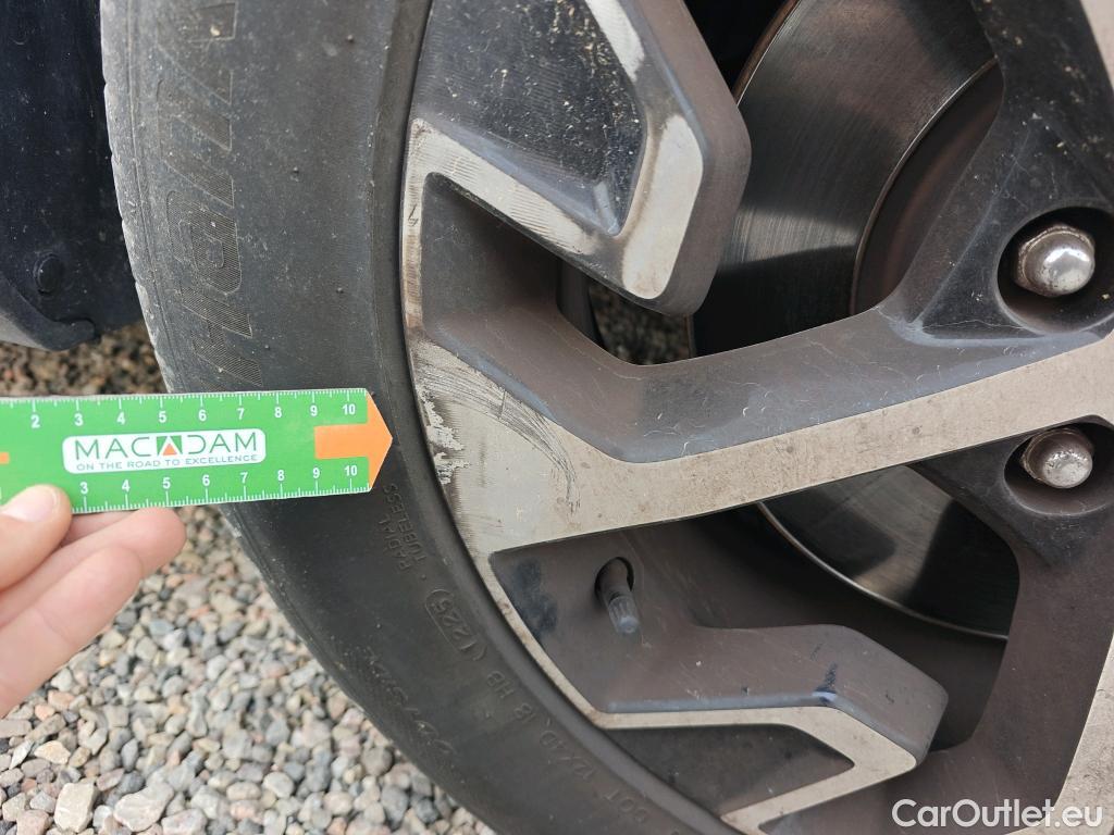  KIA  Sportage KIA  / 2022 / 5P / todoterreno 1.6 T-GDi MHEV 112kW (150CV) Drive 4X2 #8