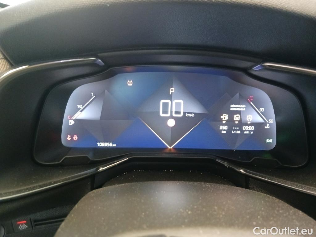  DS  DS7 DS DS 7 Crossback / 2017 / 5P / todoterreno BlueHDi DE 96kW (130CV) Auto. BASTILLE (AC2) #39