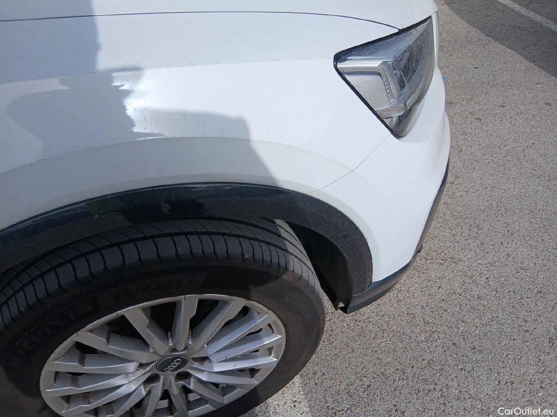  Audi  Q2 AUDI  / 2016 / 5P / todoterreno Design 30 TFSI 85kW (116CV) #23