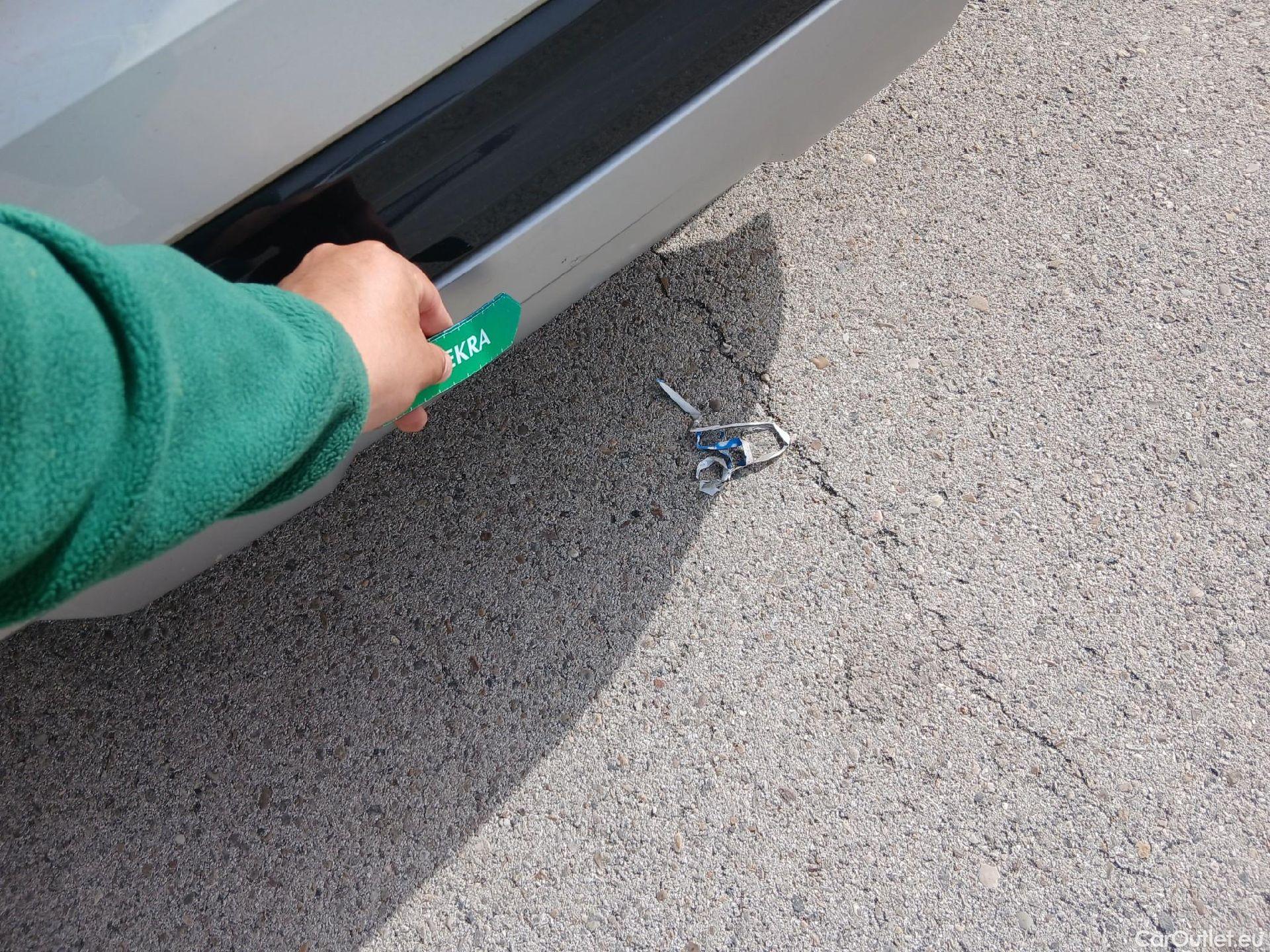  Audi  Q2 AUDI  / 2016 / 5P / todoterreno Design 30 TFSI 85kW (116CV) #15