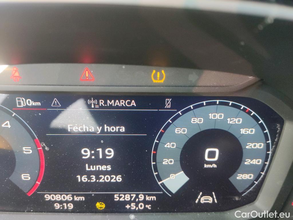  Audi  Q3 AUDI  / 2018 / 5P / todoterreno Advanced 35 TDI 110kW (150CV) S tronic #28