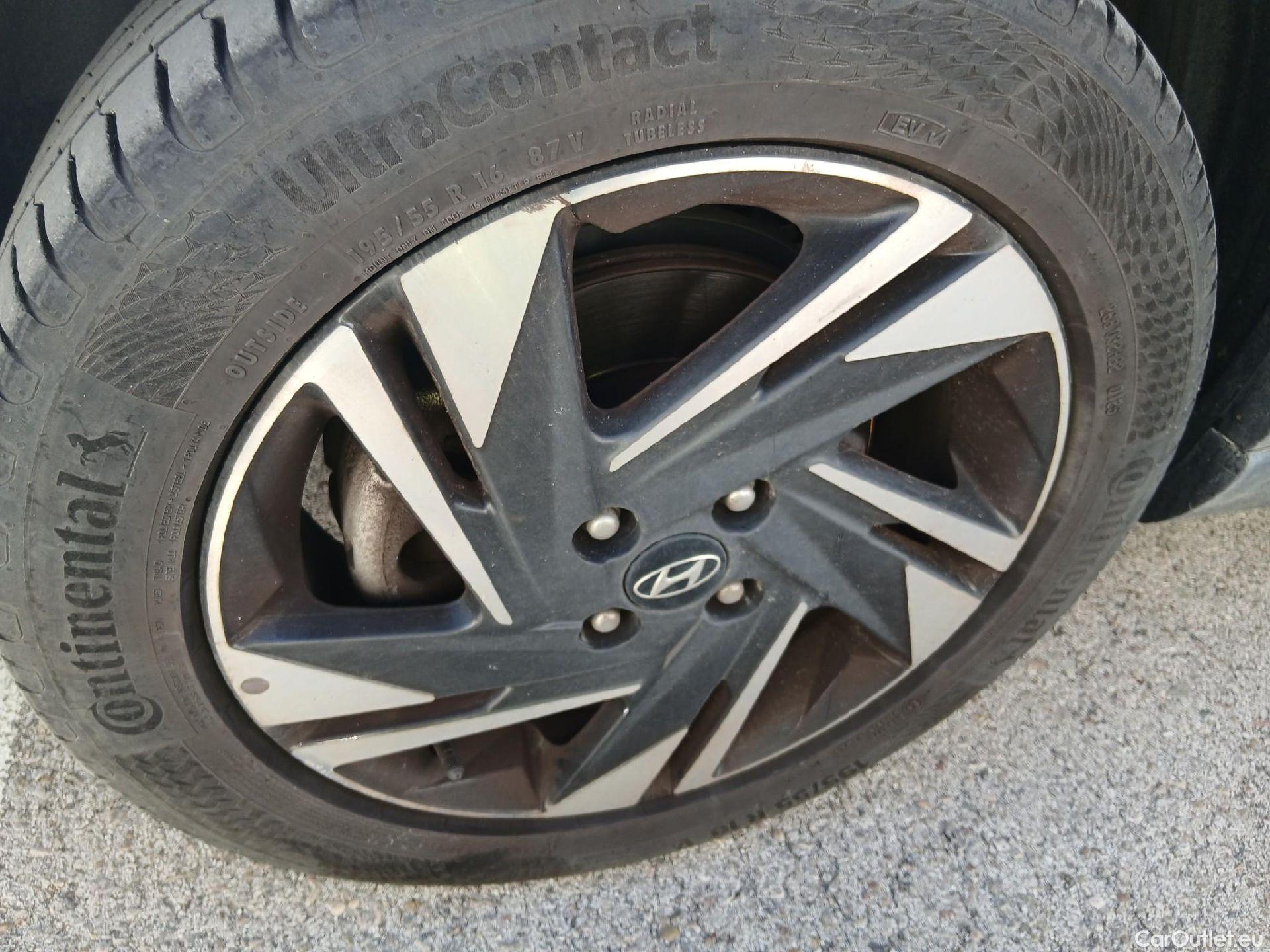  Hyundai  Bayon HYUNDAI  / 2021 / 5P / todoterreno 1.0 TGDI 74kW (100CV) 48V Maxx #14